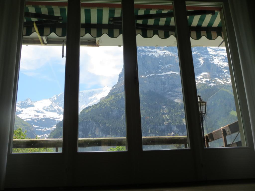 Bernerhof Residence Grindelwald Room photo